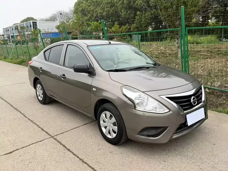 Nissan Sunny