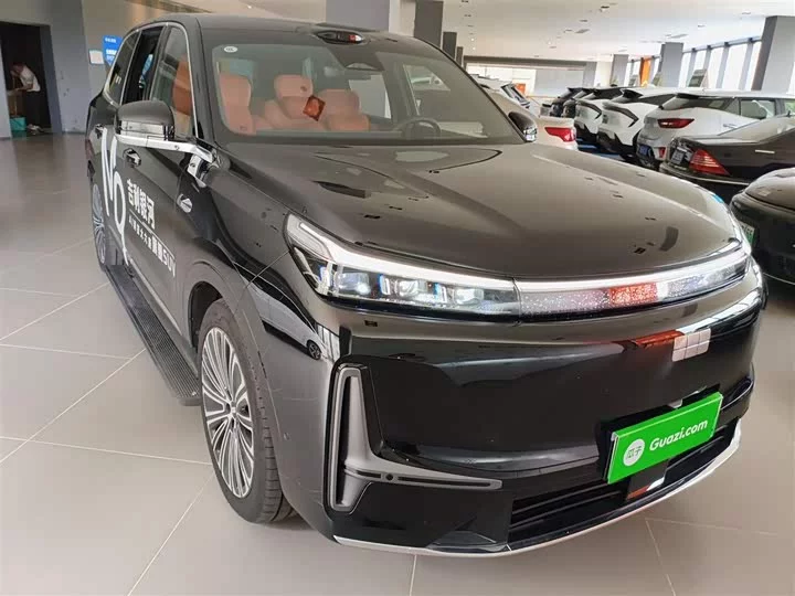 Geely Galaxy M9