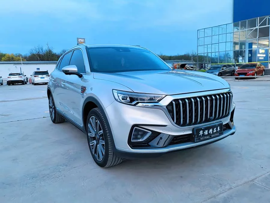 Hongqi HS5