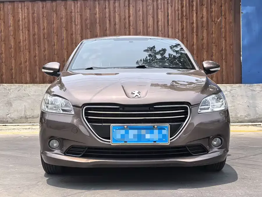 Peugeot 301