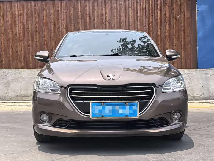 Peugeot 301