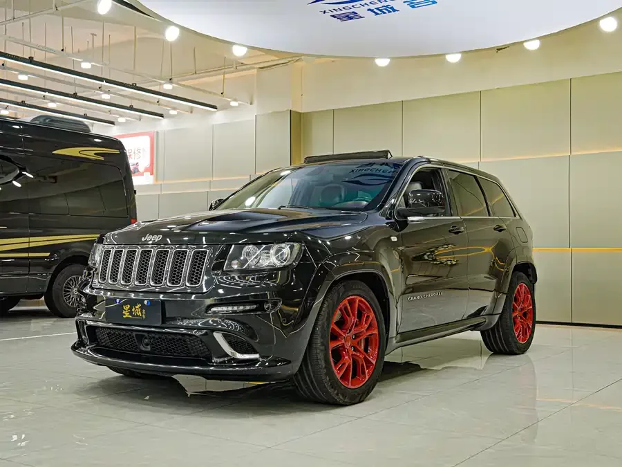 Jeep Grand Cherokee SRT