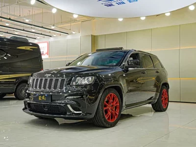 Jeep Grand Cherokee SRT