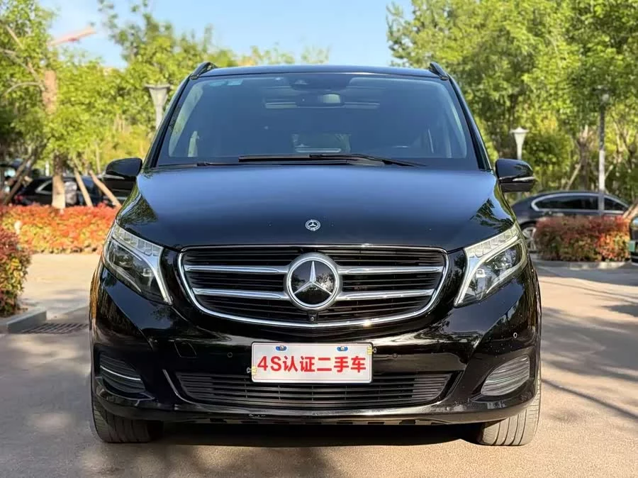 Mercedes Benz Class V