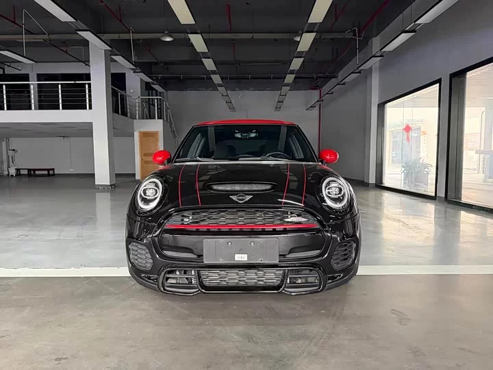 MINI JCW