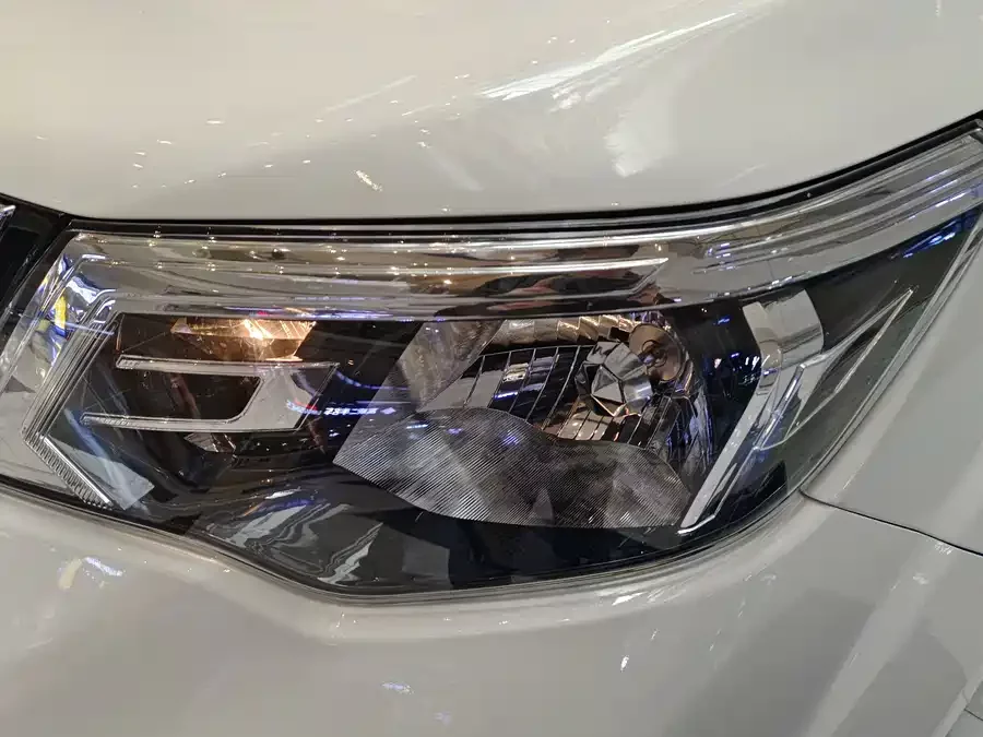 Nissan Terra