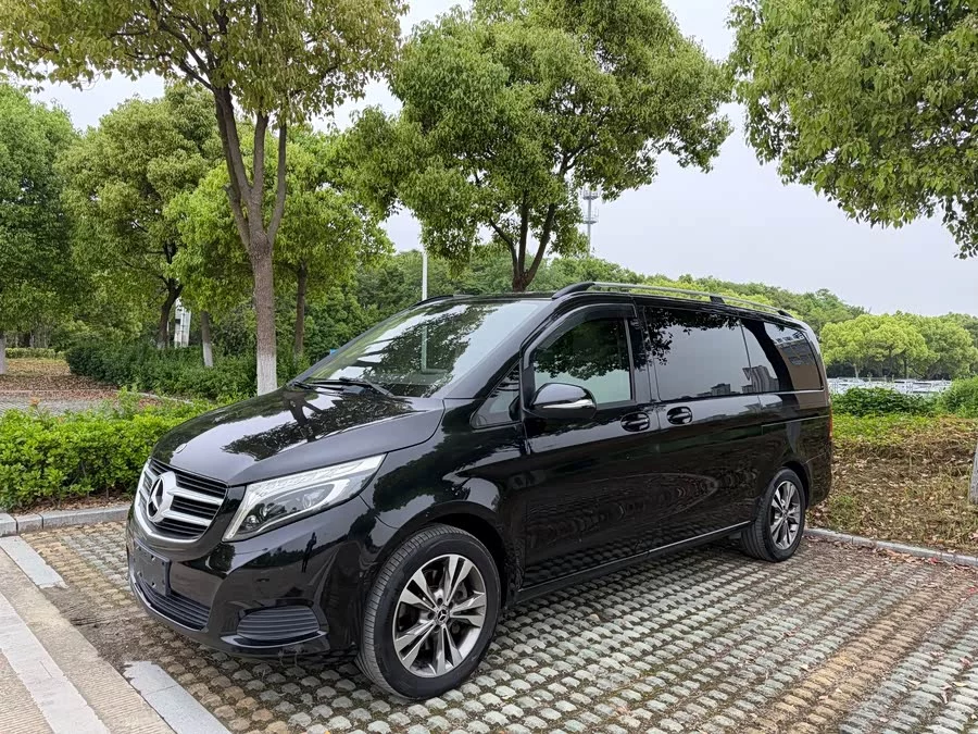 Mercedes Benz Class V