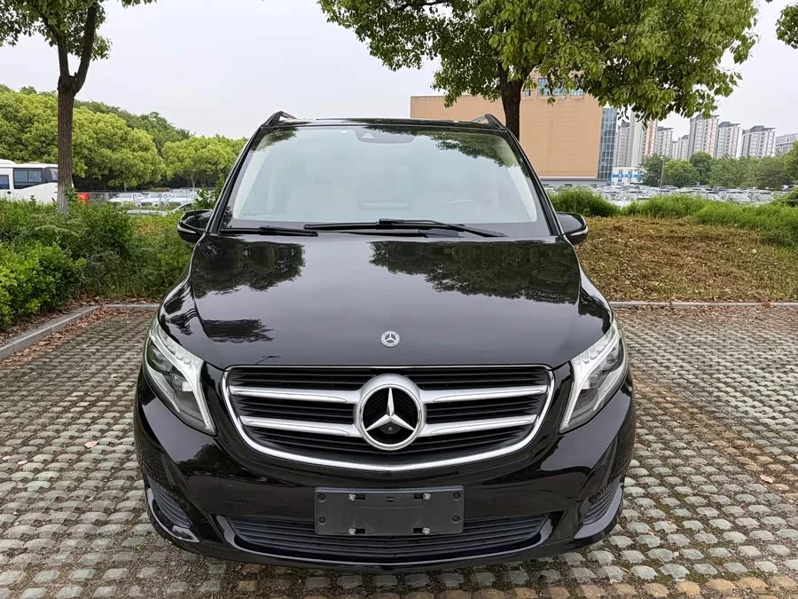 Mercedes Benz Class V