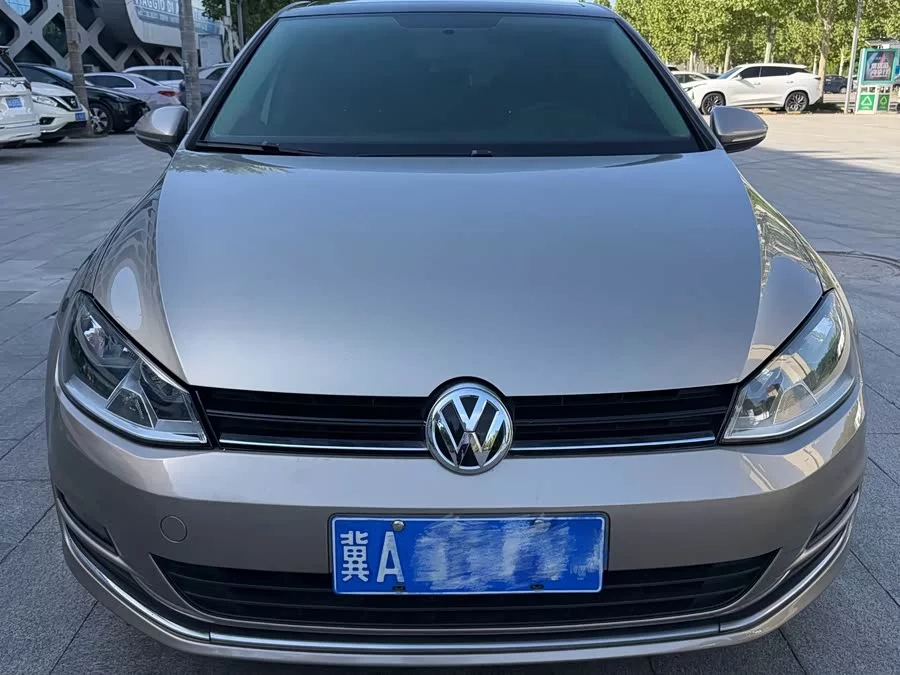 Volkswagen golf