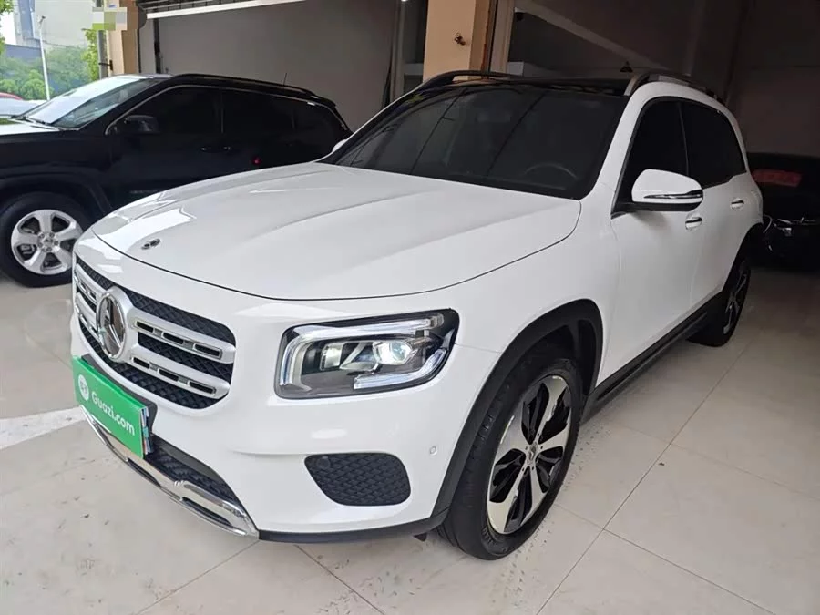 Mercedes Benz GLB
