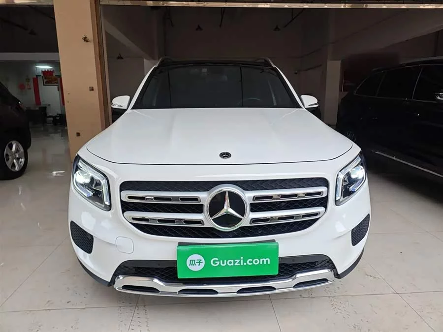 Mercedes Benz GLB