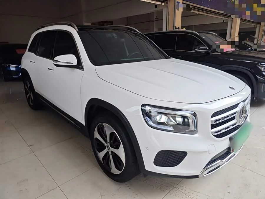 Mercedes Benz GLB