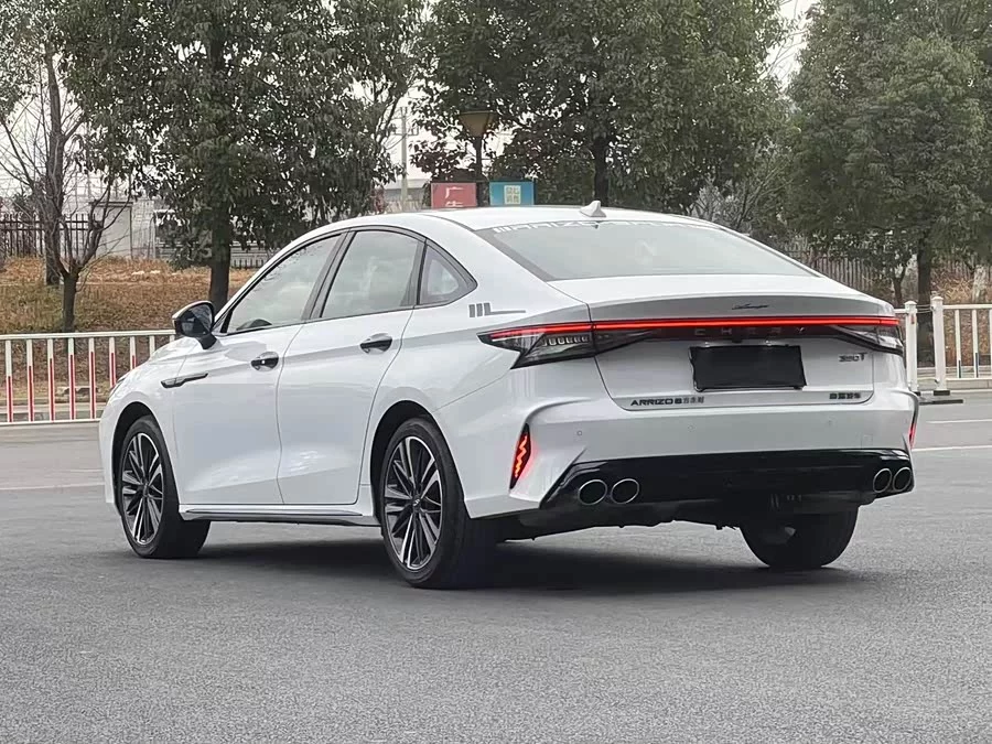 Chery Arrizo 8