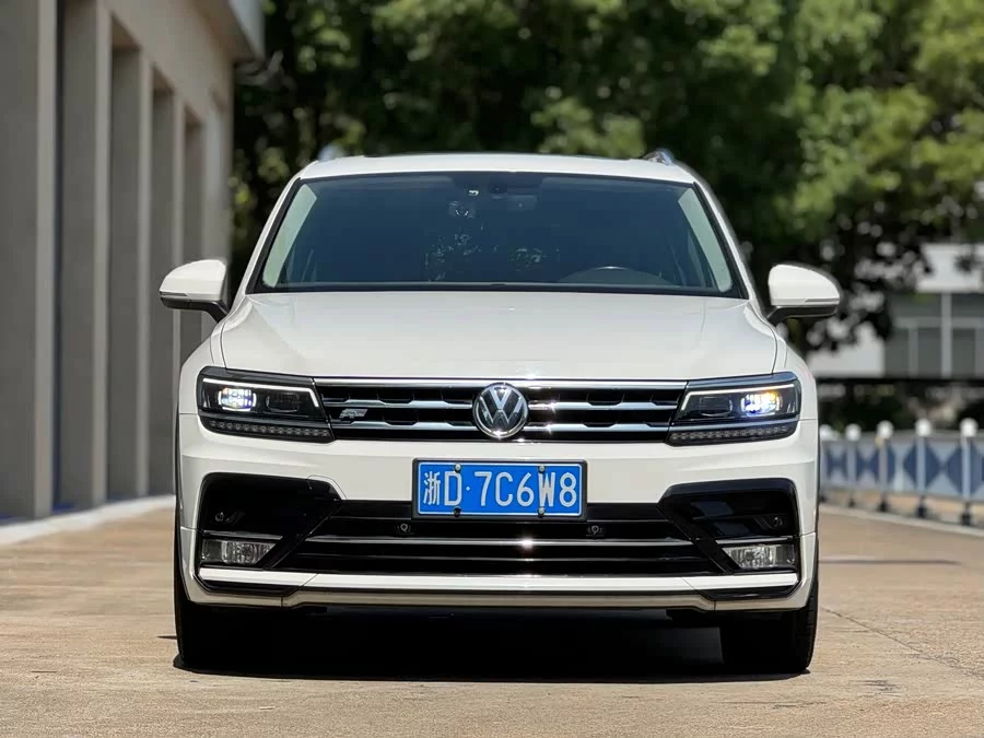 Volkswagen Tiguan L