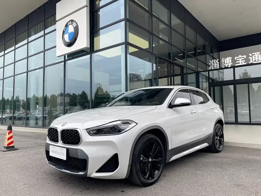 BMW X2