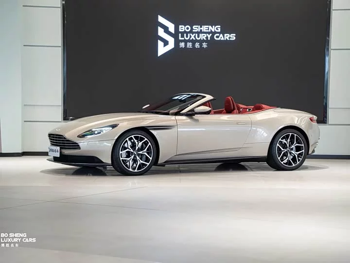 Aston Martin DB11