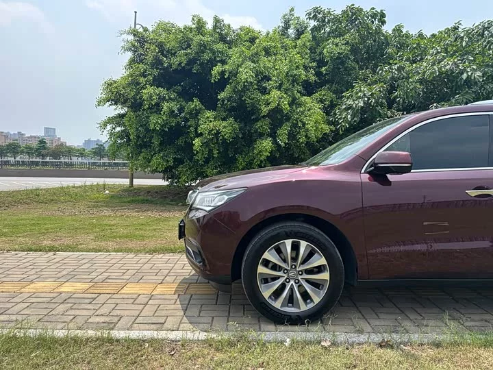 Acura MDX