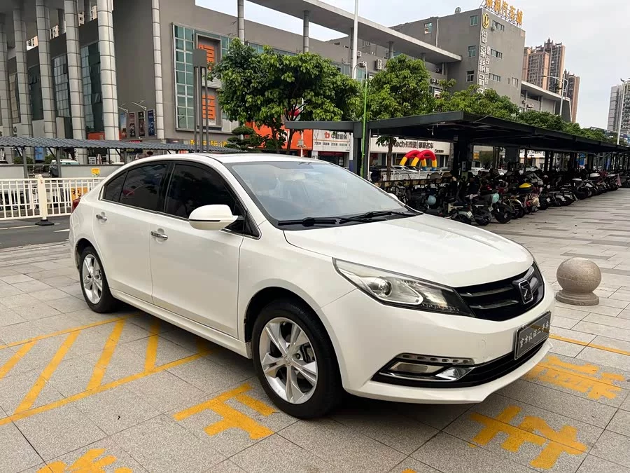 Zotye Z500