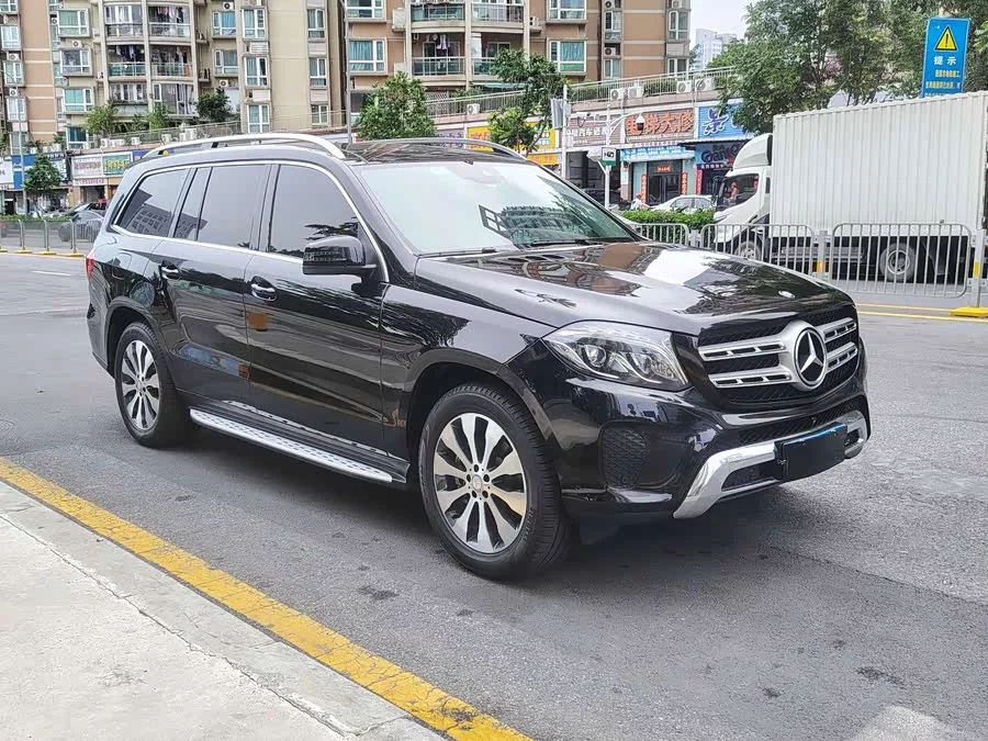 Mercedes Benz GLS