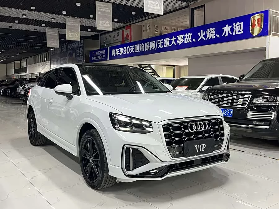 Audi Q2L