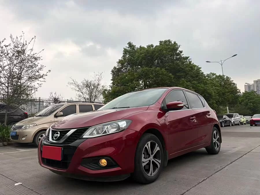 Nissan Tiida