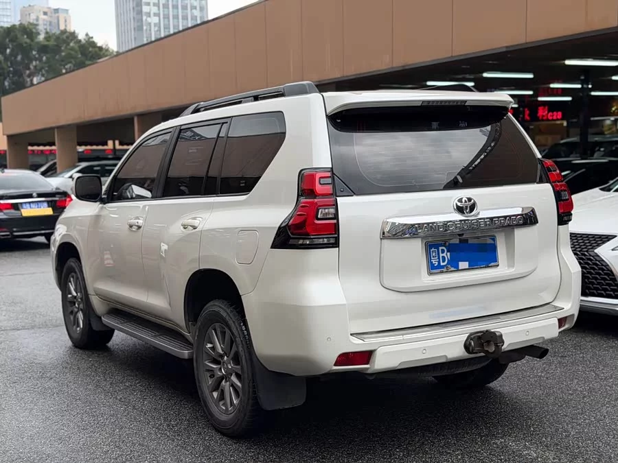 Toyota Prado