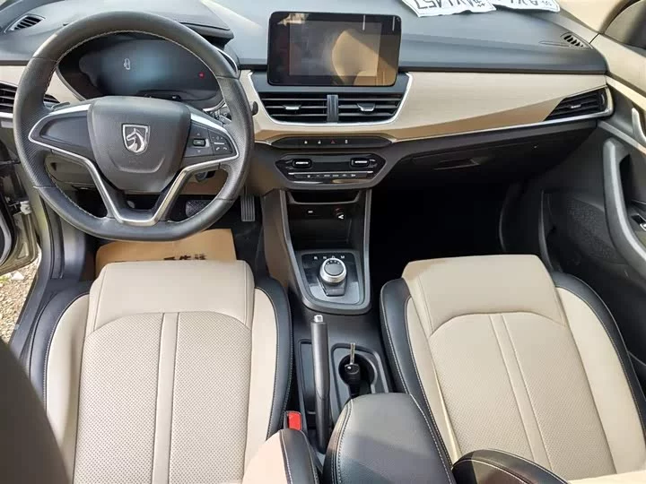 Baojun 360