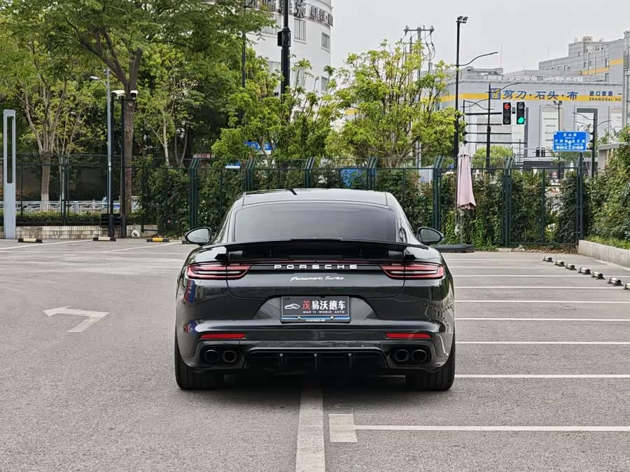 Porsche Panamera