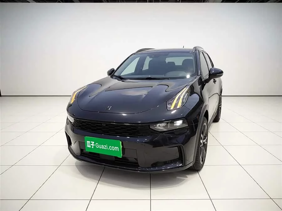 Lynk & Co 01