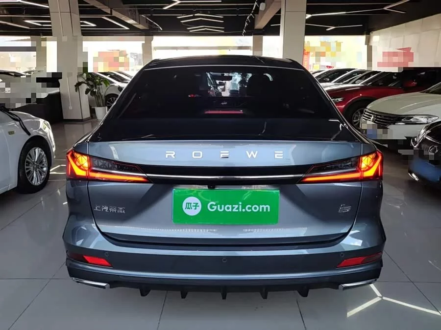 Roewe i5