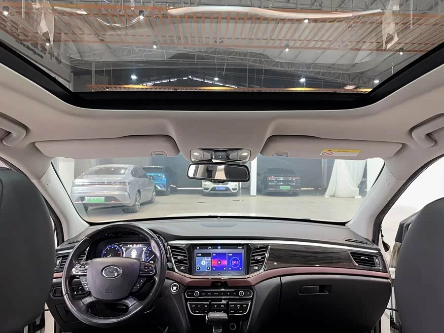 GAC Trumpchi GS8
