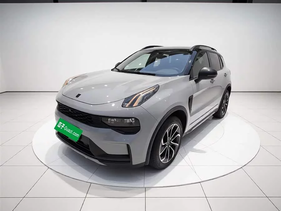 Lynk & Co 01