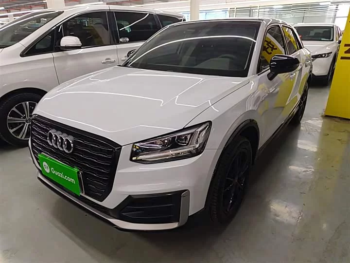 Audi Q2L
