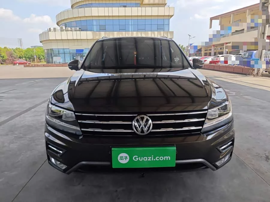 Volkswagen Tiguan L