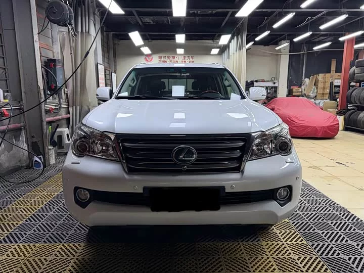 Lexus GX