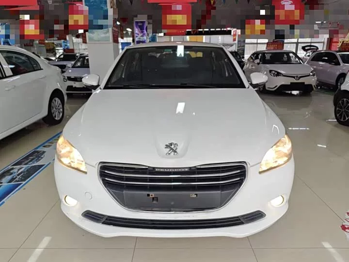 Peugeot 301