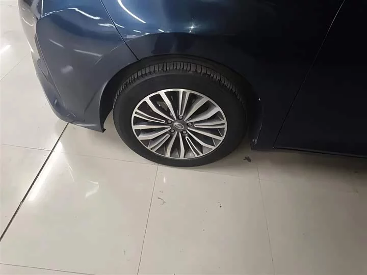 GAC Trumpchi M6