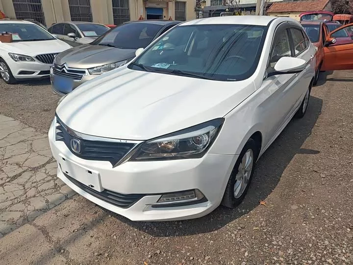 Changan Yuexiang V7
