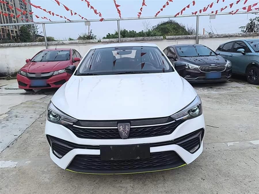Roewe i5