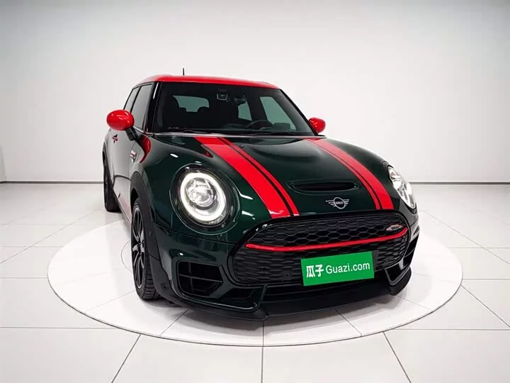 MINI JCW CLUBMAN