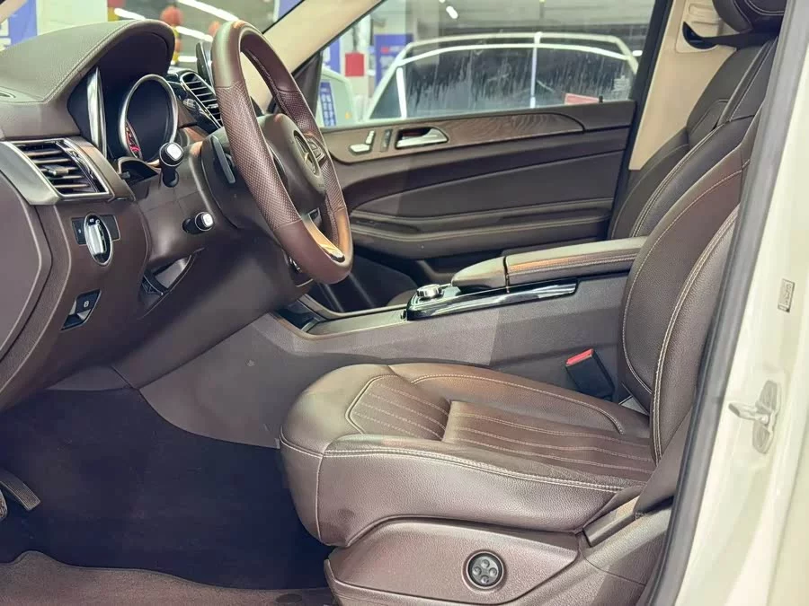 Mercedes Benz GLE (Imported)