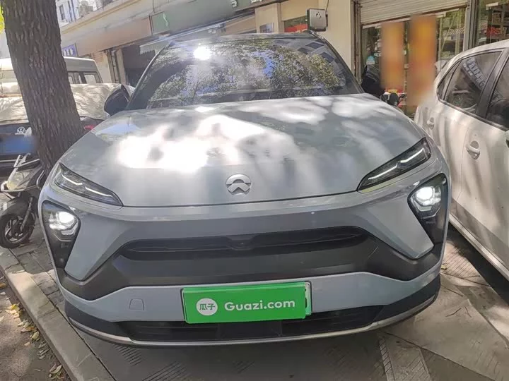 NIO ES6