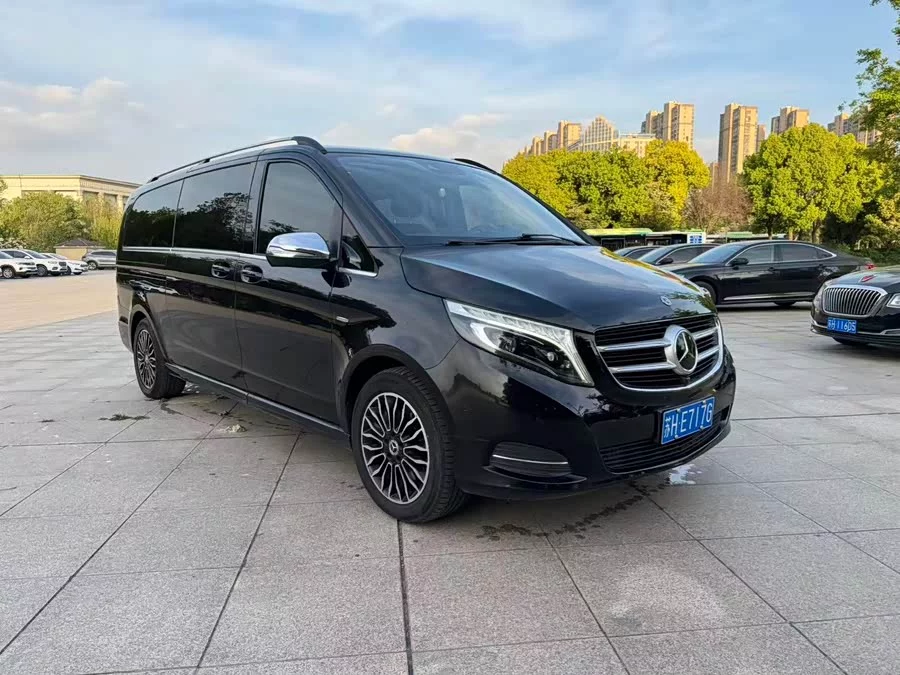 Mercedes Benz Class V