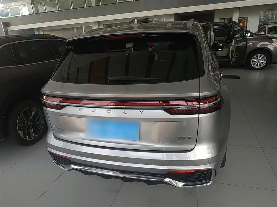 Geely Xingyue L