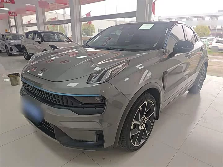 Lynk & Co 05