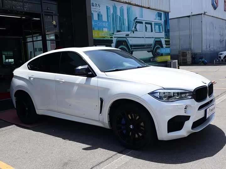 BMW X6 M