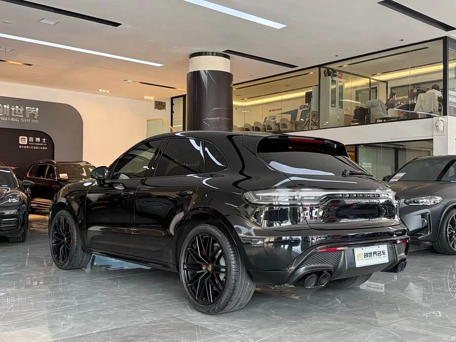Porsche Macan