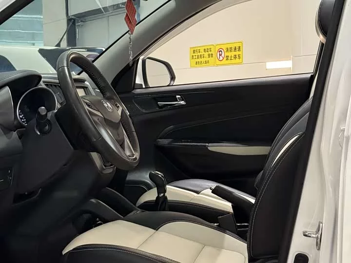 Changan CS35