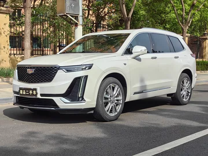 Cadillac XT6