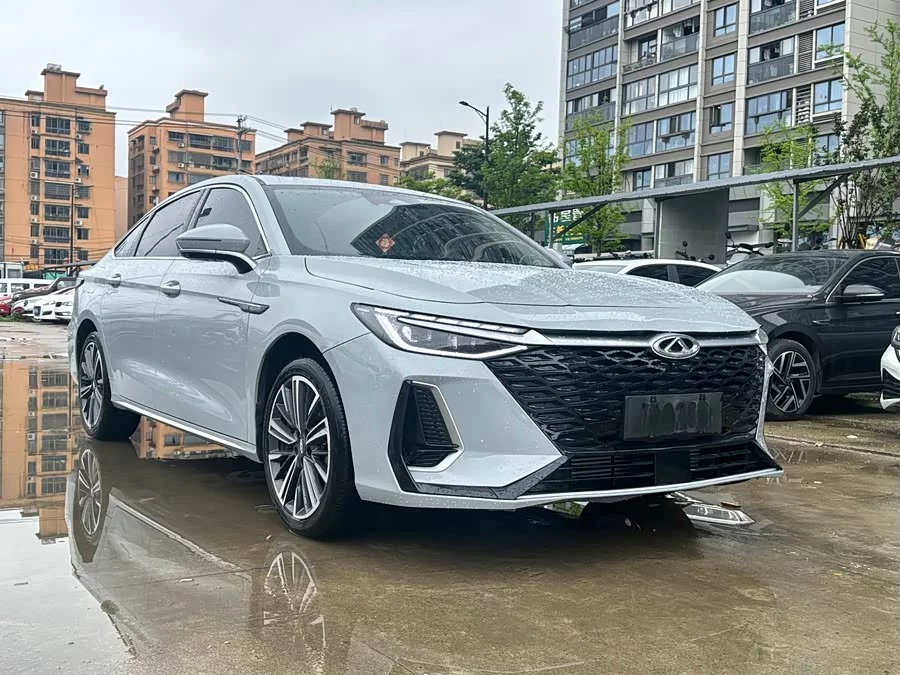 Chery Arrizo 8